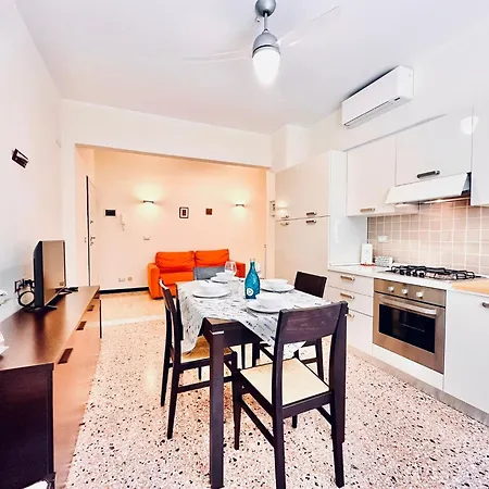 Hostdomus - Piamare Apartamento