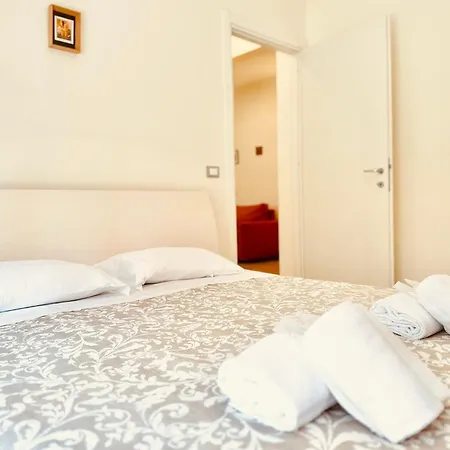 Hostdomus - Piamare * Finale Ligure