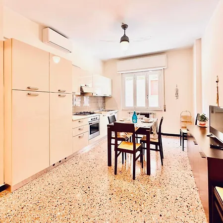 Apartment Hostdomus - Piamare *