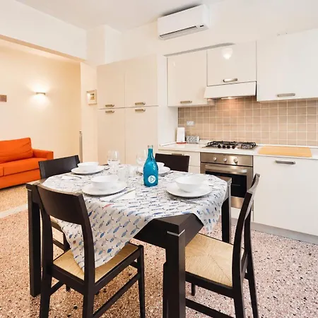 Hostdomus - Piamare Daire Finale Ligure
